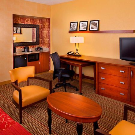 Hotel Courtyard By Marriott Baton Rouge Acadian Centre/Lsu Area Zewnętrze zdjęcie