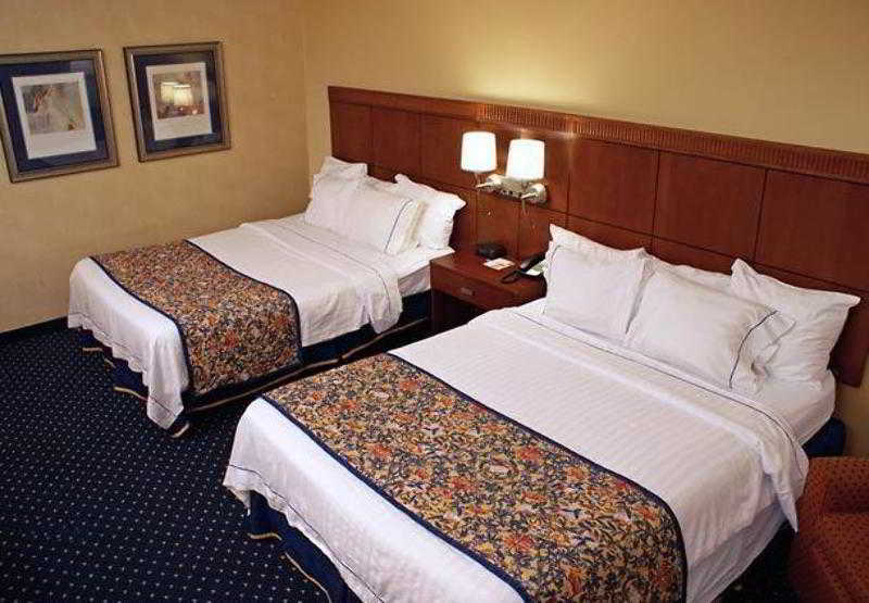 Hotel Courtyard By Marriott Baton Rouge Acadian Centre/Lsu Area Zewnętrze zdjęcie